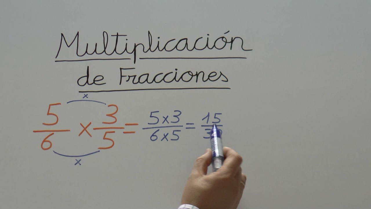Cálculo de la multiplicación de dos tercios por el producto de cuatro quintos y abc